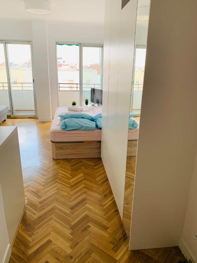 Pisos Con Piscina Barrio Exclusivo-Wizinkcenter Alquiler Temporada Apartment Madrid Bagian luar foto