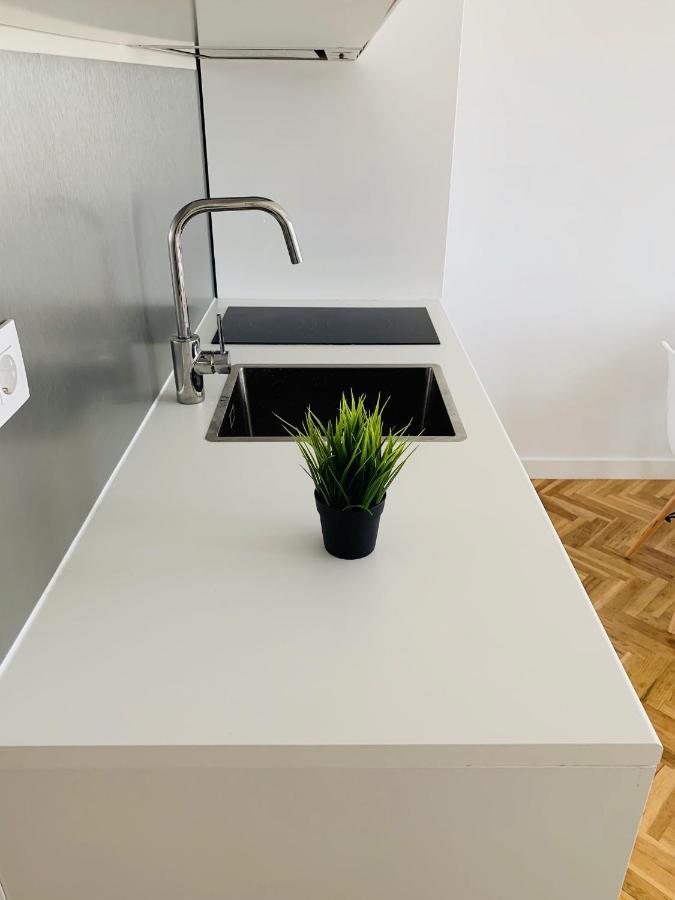 Pisos Con Piscina Barrio Exclusivo-Wizinkcenter Alquiler Temporada Apartment Madrid Bagian luar foto